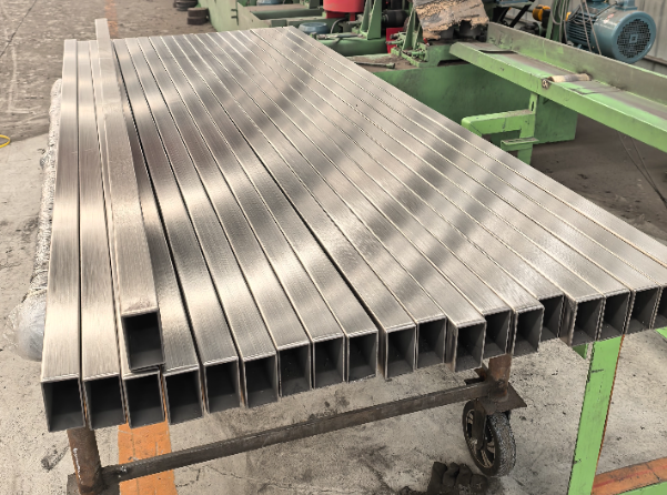 长宁建筑工程行业用不锈钢无缝钢管